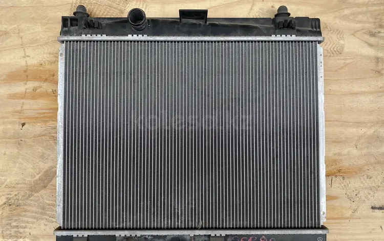 Радиатор охлаждения на Тойота Ярис SCP90 за 45 000 тг. в Алматы