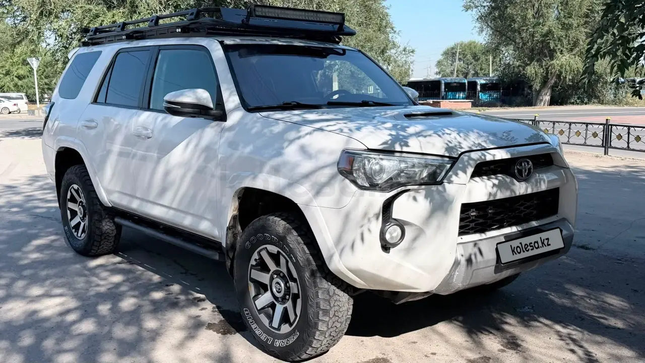 Toyota 4Runner, 2015