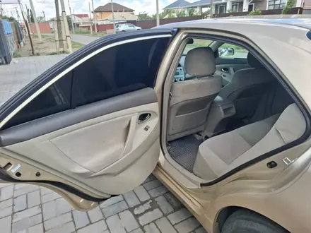 Toyota Camry 2010 года за 6 600 000 тг. в Атырау – фото 11