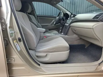 Toyota Camry 2010 года за 6 600 000 тг. в Атырау – фото 10