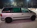 Volkswagen Sharan 2002 годаүшін3 200 000 тг. в Караганда – фото 3