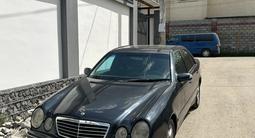 Mercedes-Benz E 220 2002 годаүшін3 100 000 тг. в Алматы – фото 2