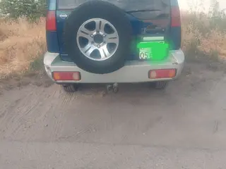 Nissan Mistral