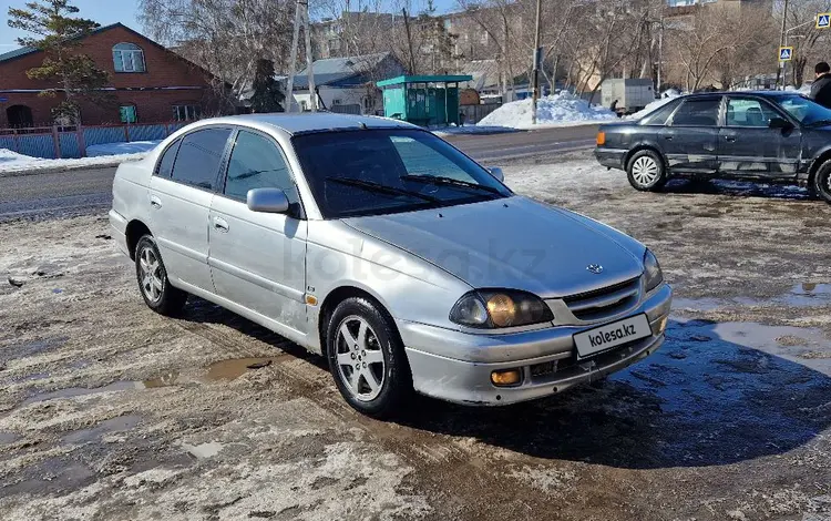 Toyota Avensis 1999 годаүшін2 000 000 тг. в Караганда