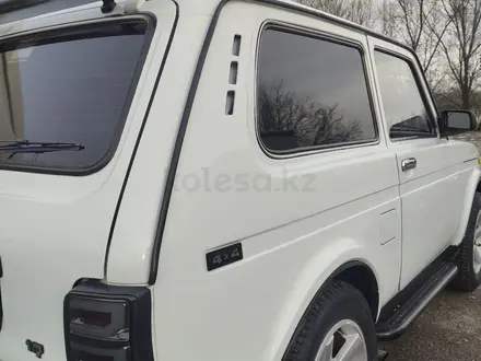 ВАЗ (Lada) Lada 2121 2004 года за 2 000 000 тг. в Тараз – фото 5