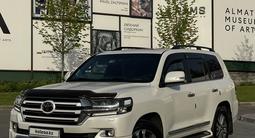 Toyota Land Cruiser 2017 годаүшін37 770 000 тг. в Алматы