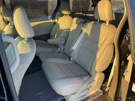 Toyota Sienna 2016 года за 15 600 000 тг. в Астана – фото 23