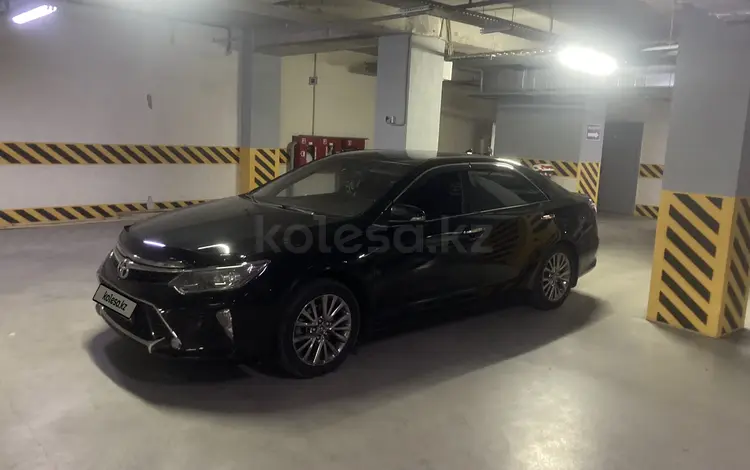 Toyota Camry 2017 годаfor14 500 000 тг. в Алматы