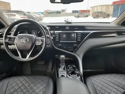 Toyota Camry 2018 года за 12 500 000 тг. в Астана – фото 7