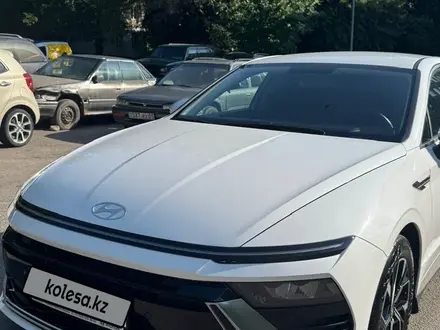 Hyundai Sonata 2024 года за 11 500 000 тг. в Алматы – фото 14