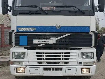 Volvo  FH 2000 года за 25 000 000 тг. в Алматы – фото 3