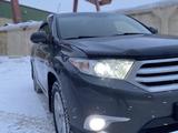 Toyota Highlander 2012 годаfor11 750 000 тг. в Астана – фото 3