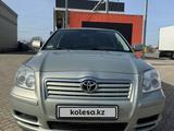 Toyota Avensis 2005 годаүшін3 400 000 тг. в Уральск – фото 2