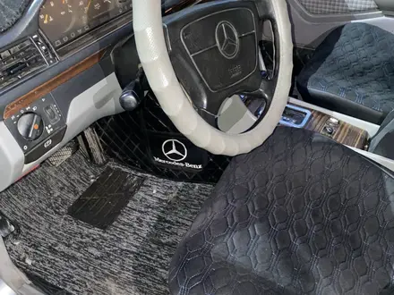 Mercedes-Benz E 220 1992 года за 1 250 000 тг. в Алматы – фото 5