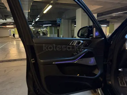 BMW X5 2019 года за 29 000 000 тг. в Алматы – фото 12
