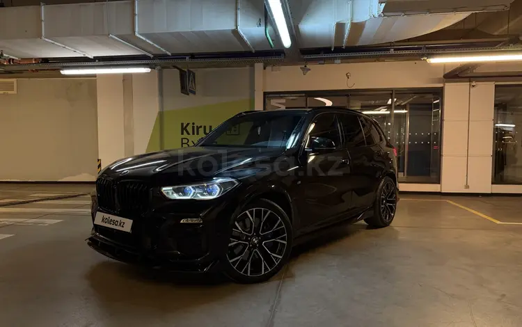 BMW X5 2019 года за 29 000 000 тг. в Алматы