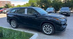 Toyota Highlander 2025 года за 31 500 000 тг. в Актау