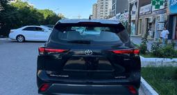 Toyota Highlander 2025 года за 31 500 000 тг. в Актау – фото 4