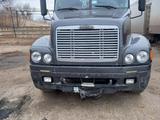 Freightliner 2000 года за 10 000 000 тг. в Актобе