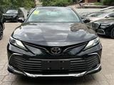 Toyota Camry 2023 года за 14 500 000 тг. в Алматы – фото 2