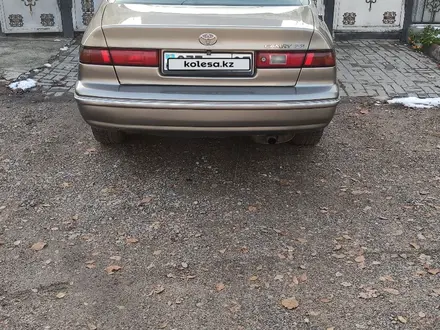 Toyota Camry 1999 года за 3 700 000 тг. в Алматы – фото 2