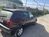 Volkswagen Golf 1993 года за 1 200 000 тг. в Алматы – фото 2