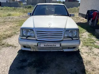 Mercedes-Benz E 280