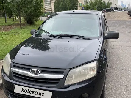 ВАЗ (Lada) Granta 2190 2014 года за 2 100 000 тг. в Астана – фото 3