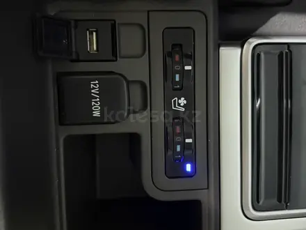 Toyota Land Cruiser Prado 2022 года за 24 200 000 тг. в Алматы – фото 9
