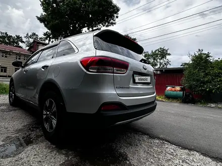 Kia Sorento 2015 года за 9 900 000 тг. в Алматы – фото 4
