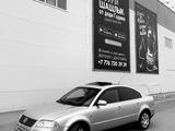 Volkswagen Passat 2002 года за 2 600 000 тг. в Актау – фото 2