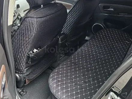 Chevrolet Cruze 2014 года за 3 500 000 тг. в Алматы – фото 9