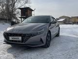 Hyundai Elantra 2022 годаfor9 800 000 тг. в Алматы – фото 5