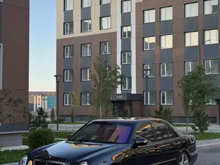 Mercedes-Benz E 55 AMG