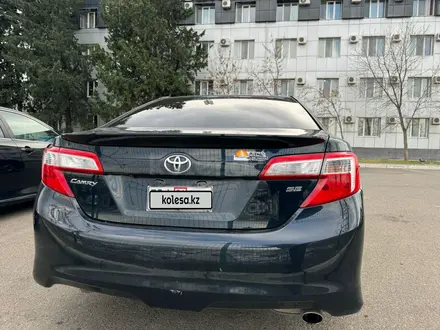 Toyota Camry 2014 года за 5 500 000 тг. в Актобе – фото 3