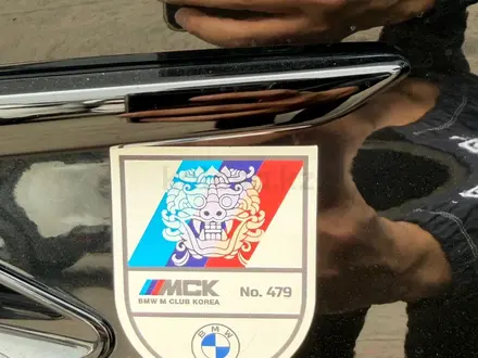 BMW M5 2018 года за 39 000 000 тг. в Алматы – фото 12