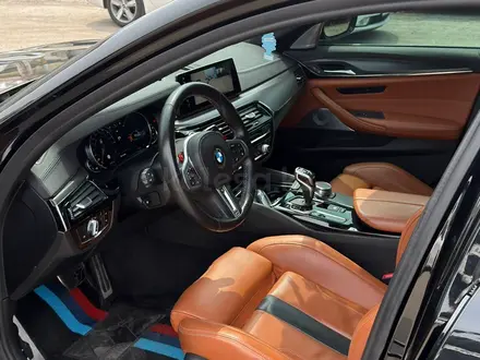 BMW M5 2018 года за 39 000 000 тг. в Алматы – фото 10