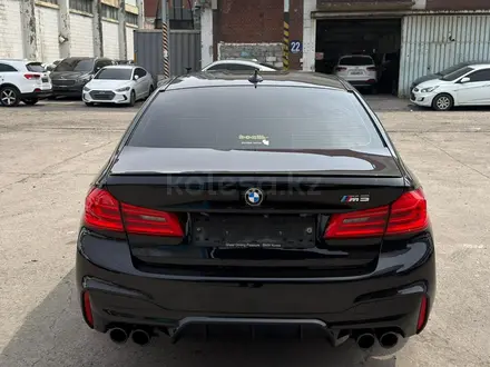 BMW M5 2018 года за 39 000 000 тг. в Алматы – фото 4