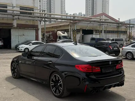 BMW M5 2018 года за 39 000 000 тг. в Алматы – фото 6