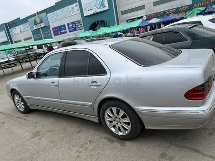 Mercedes-Benz E 320 2002 года за 4 900 000 тг. в Алматы – фото 4