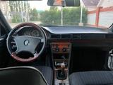 Mercedes-Benz E 230 1992 года за 650 000 тг. в Актобе – фото 4