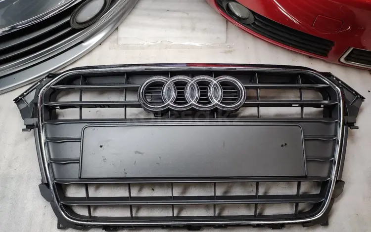 Решетка Audi a4 b8 рестайлинг за 100 000 тг. в Алматы