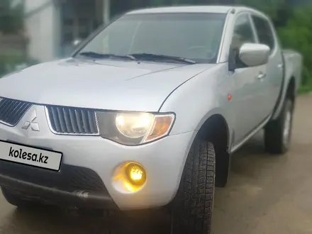 Mitsubishi L200 2007 годаүшін5 300 000 тг. в Алматы