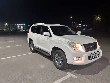 Toyota Land Cruiser Prado 2013 года за 14 700 000 тг. в Семей – фото 3