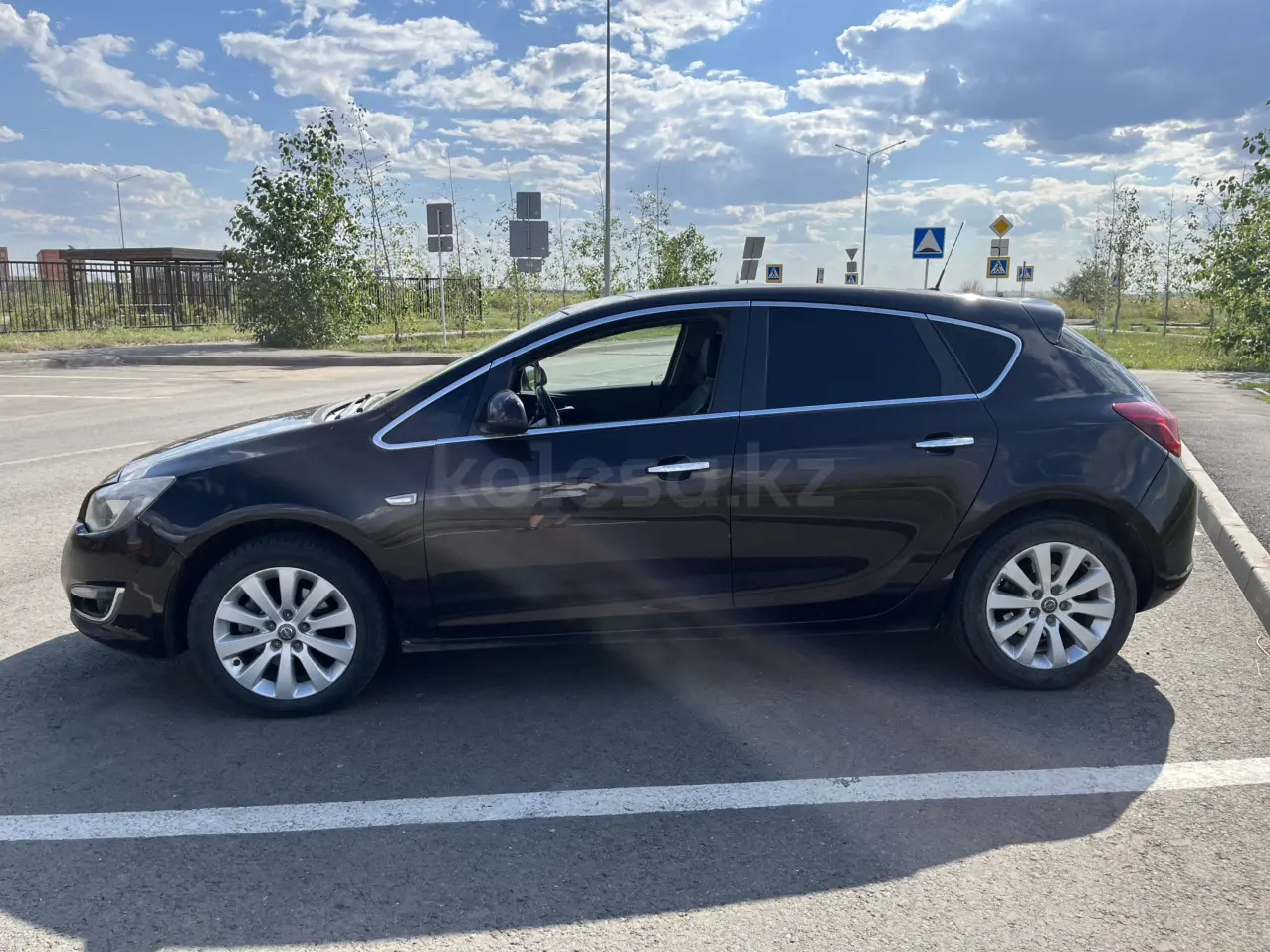 Opel Astra, 2013