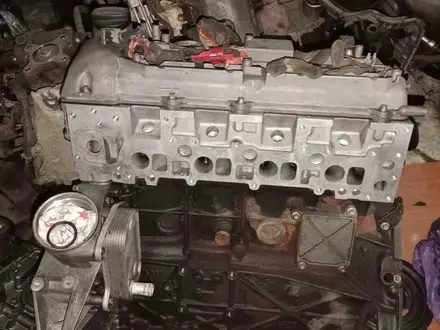 Передние фары комплект на Mercedes Sprinter за 250 000 тг. в Астана – фото 3
