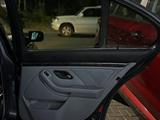 BMW 528 1997 года за 3 900 000 тг. в Караганда – фото 5