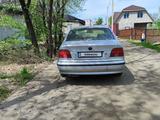BMW 520 1998 годаүшін1 650 000 тг. в Алматы – фото 2