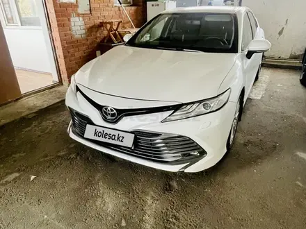 Toyota Camry 2019 года за 13 000 000 тг. в Павлодар