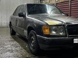 Mercedes-Benz E 230 1989 годаfor850 000 тг. в Талдыкорган – фото 2